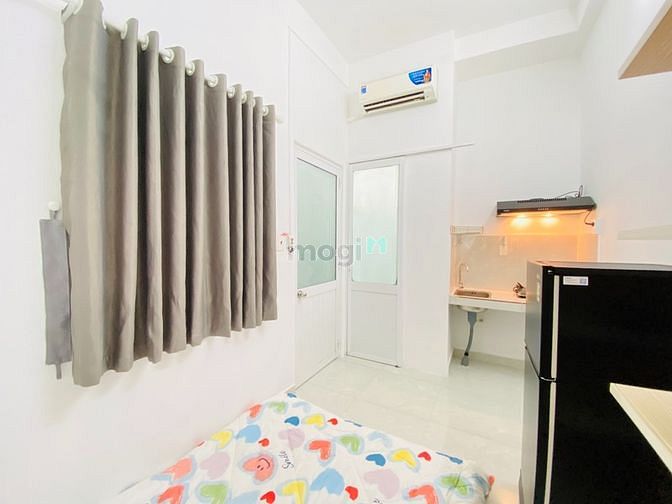 Hình ảnh CHDV quận 10, cửa sổ, phòng sạch sẽ như hình