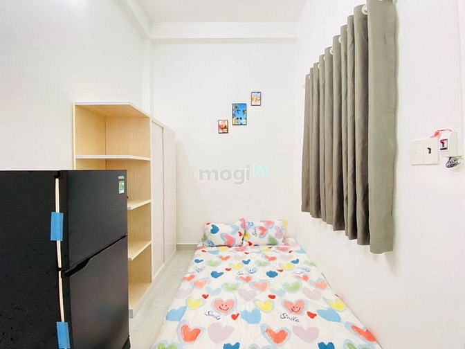 Hình ảnh CHDV quận 10, cửa sổ, phòng sạch sẽ như hình