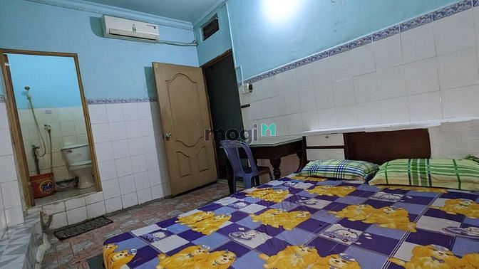 Hình ảnh Phòng bình dân mới sơn, ngay bến xe miền tây