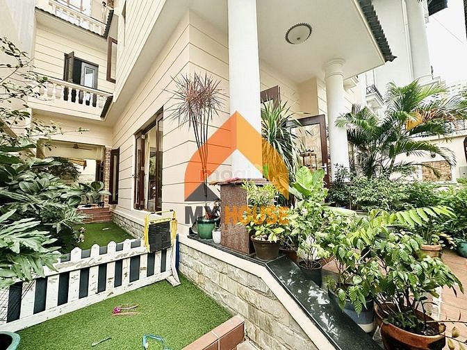 Hình ảnh Cho Thuê Villa Phố 3 Lầu Có Hồ Bơi 4 Phòng Để Ở_Văn Phòng Công Ty
