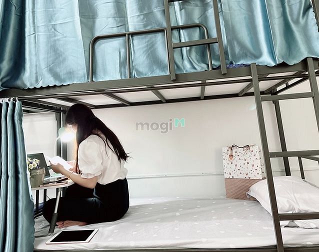 Hình ảnh KTX HAPPY HOUSE chỉ việc xách đồ vào ở