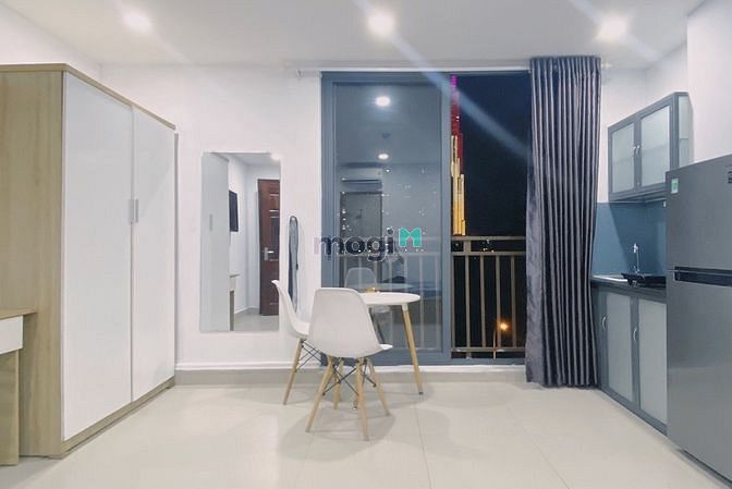 Hình ảnh Mb6623 nạp rút nhanh chóng Studio Ban công view Landmark cực xịn trung tâm Q2