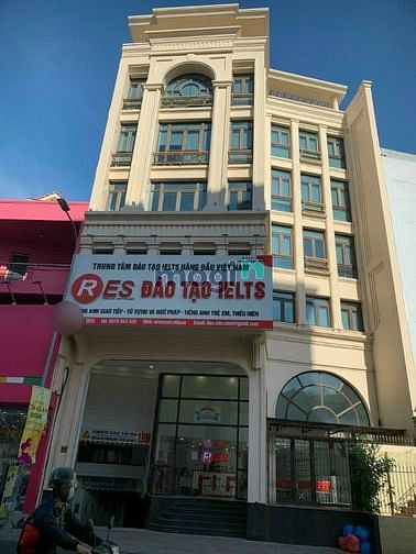 Hình ảnh Building Ngay Góc Hoàng Văn Thụ - Hoàng Việt, Quận Tân Bình.