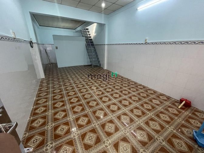 Hình ảnh Cho thuê nhà nguyên căn quận 10 gần trung tâm