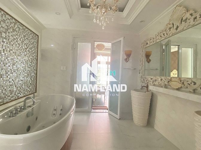 Hình ảnh VILLA XUÂN THUỶ 3 Lầu 450m2 Để Ở Hoặc Làm Văn Phòng CÔNG TY