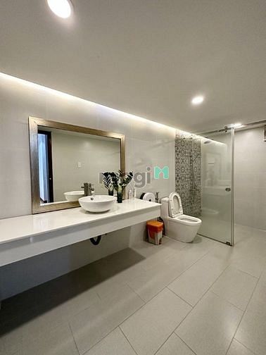 Hình ảnh Cho thuê nhà 40A Trần Quang Khải, p Tân định, Quận 1.