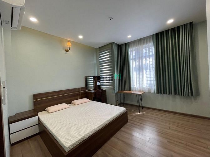 Hình ảnh Nhà Mới Full Nội Thất Dương Quảng Hàm 3 Lầu 5PN, 6WC