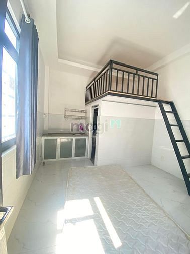 Hình ảnh CHDV có nội thất, có gác giá rẻ Tân Phú