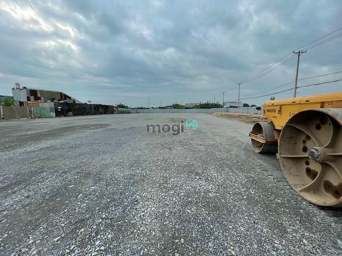 Hình ảnh 6600m2 San Lấp Bằng Phẳng , Điện 3P , nước máy , làm sân bóng, bãi xe