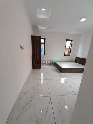 Hình ảnh Cần Cho Thuê CHDV Full Nội Thất 25m2 Gần Khu CNC
