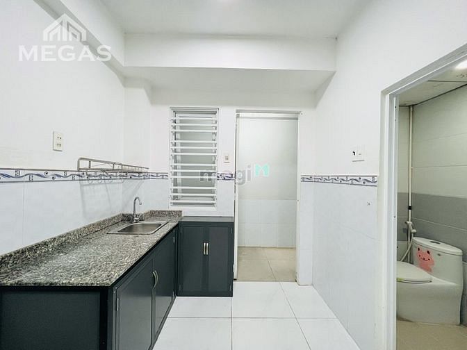 Hình ảnh Cho Thuê Căn Hộ Full Nội Thất  Gần Etown Cộng Hòa Ban Công Thoáng