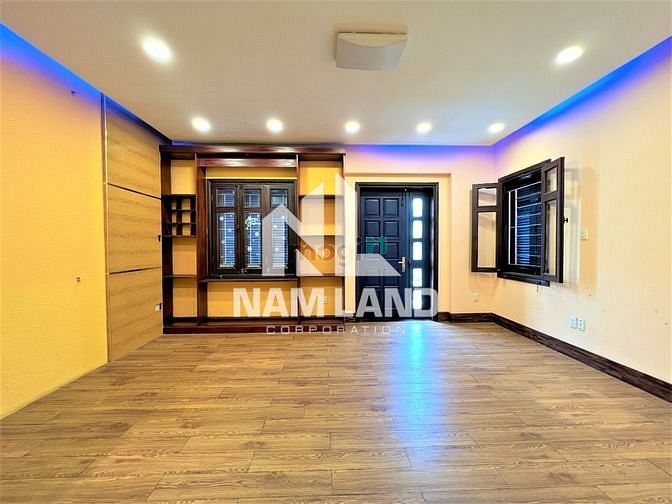 Hình ảnh Cho thuê Villa 450M2 sân vườn đường số 17 P.An Phú Quận 2