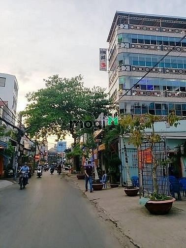 Hình ảnh Bán nhà hẻm 656 Quang Trung ngang 5.1m 64m2 ngay chợ đêm HTT nhỉnh 4tỷ
