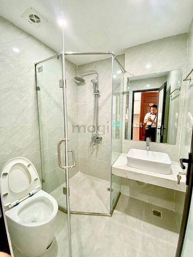Hình ảnh Cần Cho Thuê Phòng Mới Tinh Sẵn Vào ở