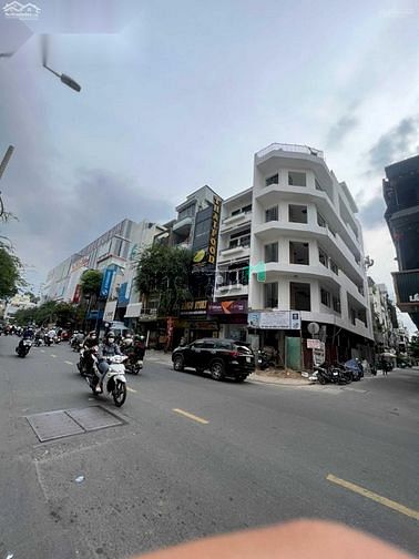 Hình ảnh Cho Thuê Nhà Mới 2MT - Sư Vạn Hạnh, Q.10 - 18X4M - 5 Tầng Thang Máy