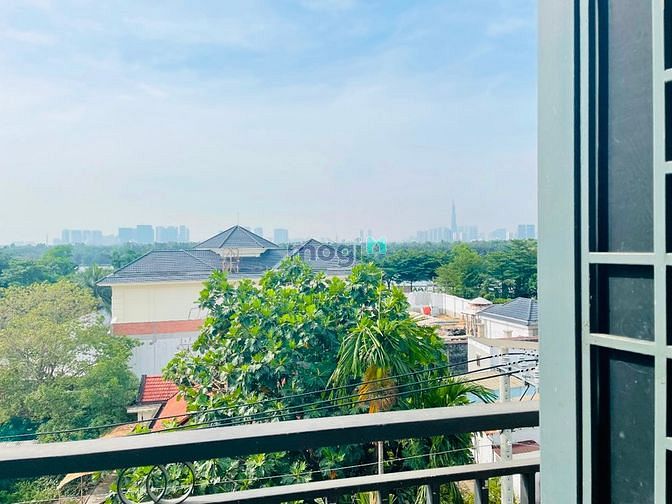 Hình ảnh Phòng ban công riêng, cửa sổ, giờ tự do gần Phạm Văn Đồng