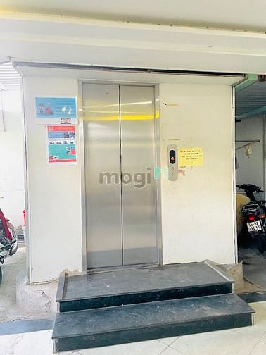 Hình ảnh Phòng ban công riêng, cửa sổ, giờ tự do gần Phạm Văn Đồng