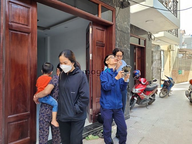 Hình ảnh TIỀN ít nhưng phải vít nhà ngon
