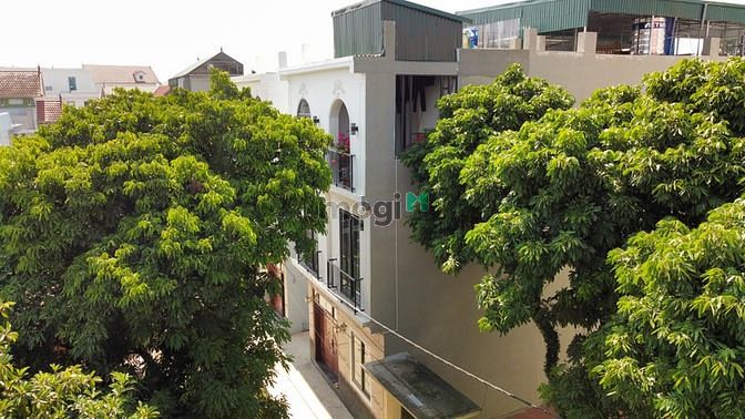 Hình ảnh TIỀN ít nhưng phải vít nhà ngon