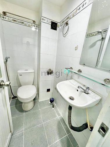 Hình ảnh Phòng mới xây sạch đẹp giá re ngay LÊ VĂN QUỚI
