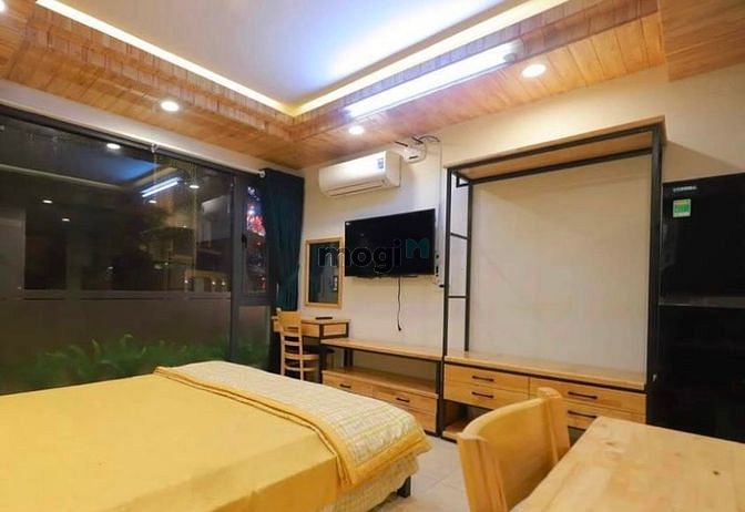 Hình ảnh Cửa sổ lớn full nội thất, ngay tại nguyễn duy trinh