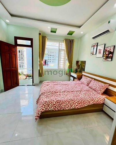 Hình ảnh KHU SẦM UẤT Xuân Thuỷ Q2 57m2 3PN 1tỷ740 SHR
