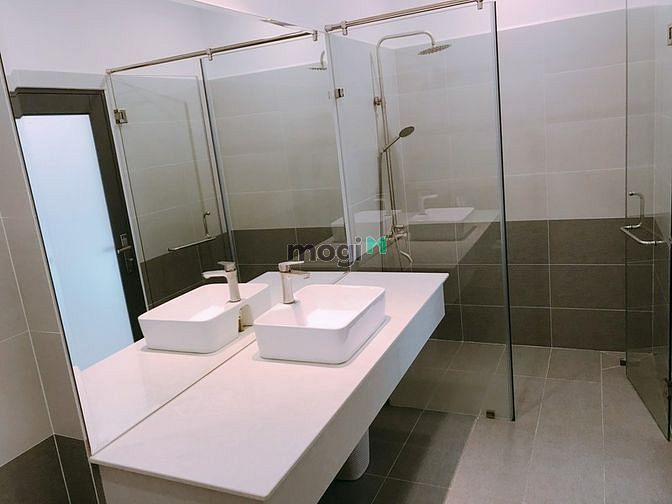Hình ảnh CHDV Full Nội Thất_Cửa Sổ Lớn_Gần Sân Golf HimLam, Cầu Thủ Thiêm
