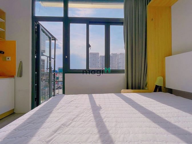 Hình ảnh Studio full nội thất bên cạnh Vincom Nguyễn Xí