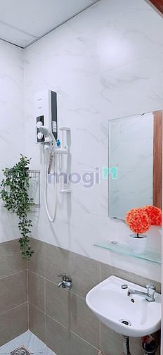 Hình ảnh CĂN HỘ Dich vụ FULL NỘI THẤT ngay mat tien duong