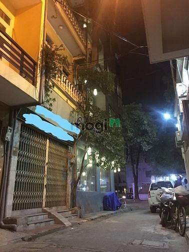 Hình ảnh Cho thuê nhà ngay ngã tư phố Nguyên Hồng.