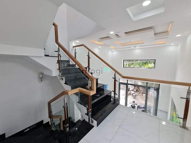 Hình ảnh Nhà mặt tiền khu phố long thới , phường lái thiêu