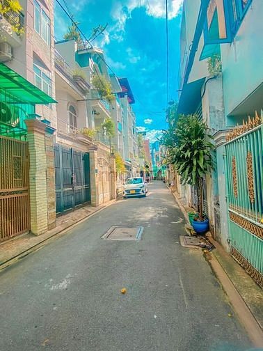 Hình ảnh Bán nhà K300- Tân Bình- 3 tầng - 90m2- hẻm 8m.