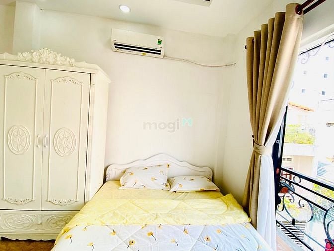 Hình ảnh Căn Hộ Ban Công Thang Máy Tận Phòng FullNT Ngay Lê Văn Sỹ