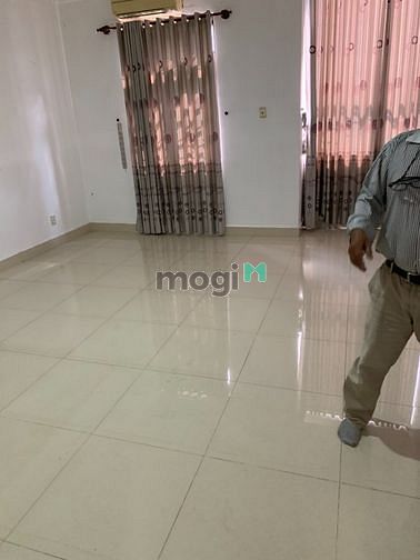 Hình ảnh Cho thuê nhà mặt tiền Cách Mạng Tháng 8, p4, Tân Bình