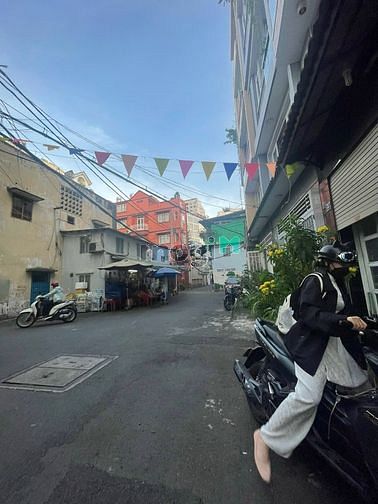 Hình ảnh Cho thuê nhà HXH 178/11 Phan Đăng Lưu, Phú Nhuận