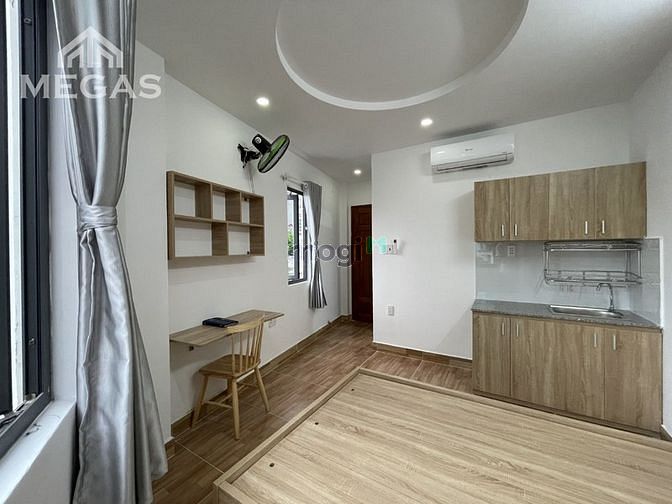 Hình ảnh Căn Hộ Full Nội Thất - Cửa sổ thoáng ngay chợ Phan Văn Trị