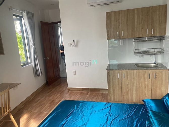 Hình ảnh Căn Hộ Full Nội Thất - Cửa sổ thoáng ngay chợ Phan Văn Trị