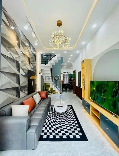 Hình ảnh SỔ HỒNG RIÊNG! Bán Nhà Tôn Đản Q4, 2PN 2WC 2 tỷ 430