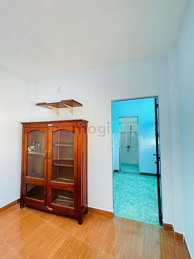 Hình ảnh NỘI THẤT ĐẦY ĐỦ bán Lê Thị Bạch Cát Q11 54m2 2ty550