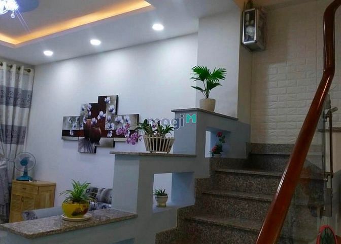 Hình ảnh BÁN GẤP!! Nhà Lý Văn Phức,P.Tân Định, Quận 1 50m2 1Tỷ780 SHR