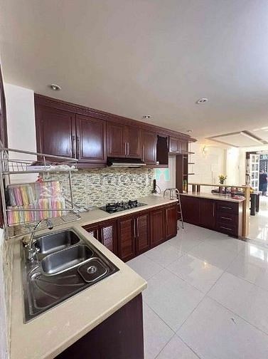 Hình ảnh Cho thuê nhà hẻm 183 đường Bến Vân Đồn Quận 4