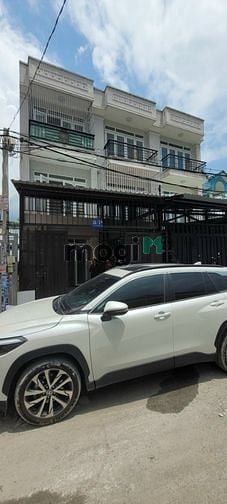 Hình ảnh Nhà Trệt 2 Lầu Cho Thuê Nguyên Căn Quận 12.