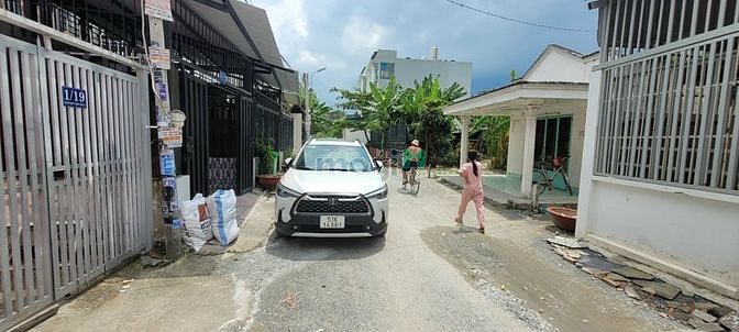 Hình ảnh Nhà Trệt 2 Lầu Cho Thuê Nguyên Căn Quận 12.