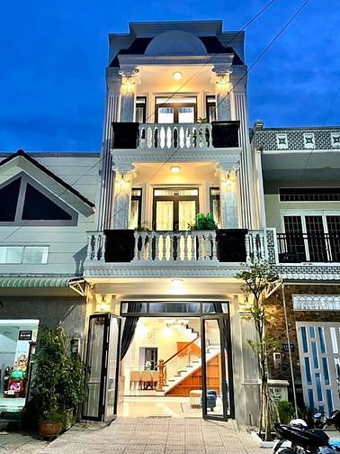 Hình ảnh NHÀ ĐẸP GIÁ OK Phan Huy Ích GV 65m2 2ty150 SHR