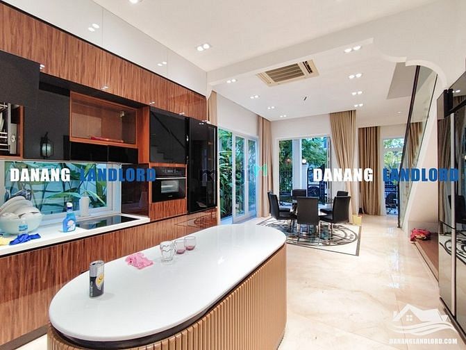 Hình ảnh Nhà 4PN hiện đại khu Phú Gia Compound - B838