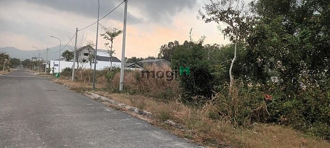 Hình ảnh Bán lô đất biệt thự vị trí đẹp ngay Phường Long Tâm, TP Bà Rịa