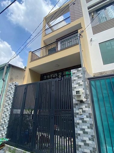 Hình ảnh Chủ nhà kí gửi bán ra căn nhà thành phố thủ đức