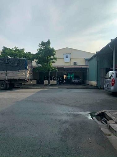 Hình ảnh Xưởng Pháp Lý ok 4000m 230tr Container Tân Thới Nhất Q12