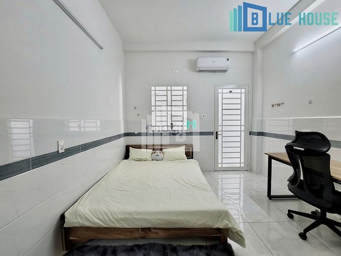 Hình ảnh ⭐ Trống phòng ban công cửa sổ gần sân bay Tân Sơn Nhất