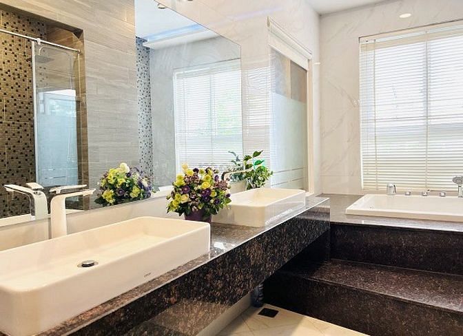 Hình ảnh Tây Bắc Villa 140m2 (8x18m) Ng Văn Đậu, P6 BT